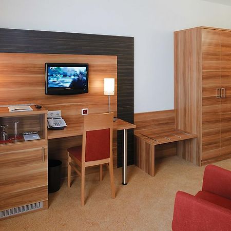 Hotel Sittardsberg ดุยส์บูร์ก ภายนอก รูปภาพ