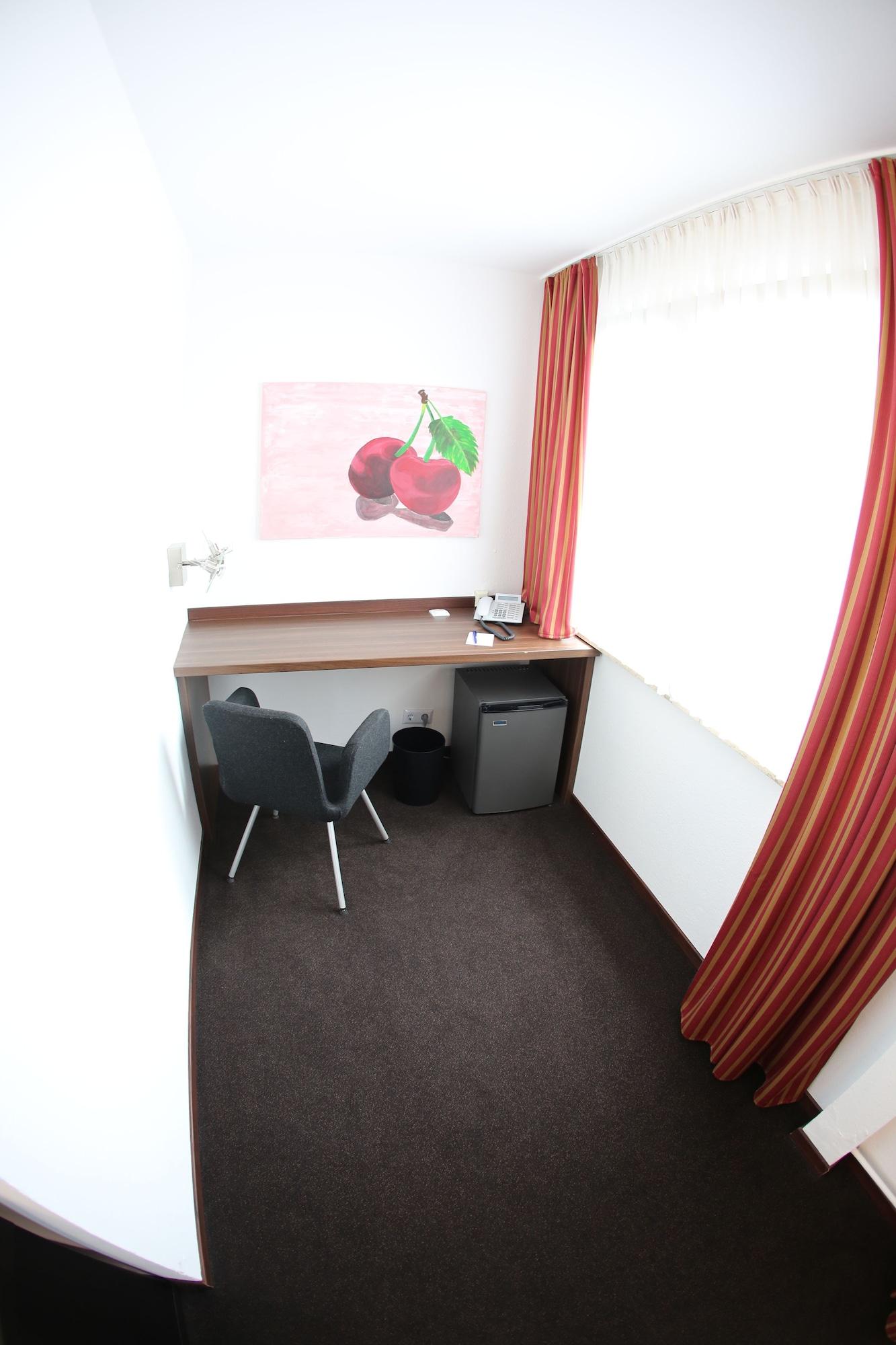 Hotel Sittardsberg ดุยส์บูร์ก ภายนอก รูปภาพ