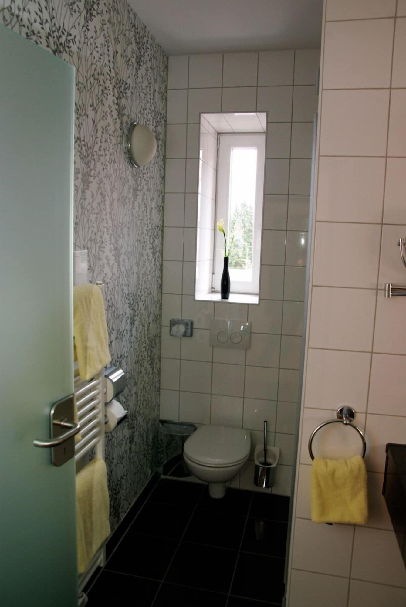 Hotel Sittardsberg ดุยส์บูร์ก ภายนอก รูปภาพ