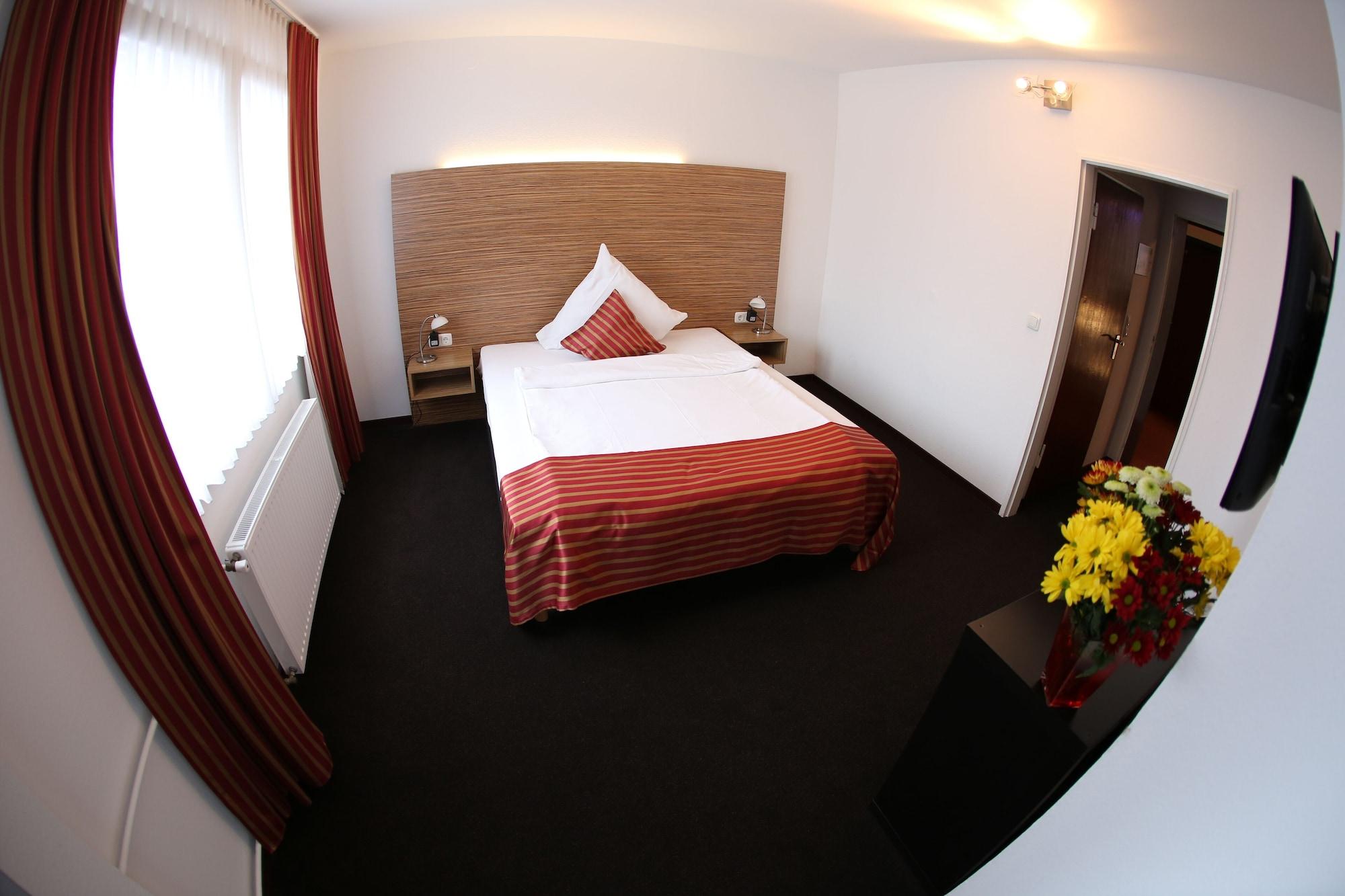 Hotel Sittardsberg ดุยส์บูร์ก ภายนอก รูปภาพ