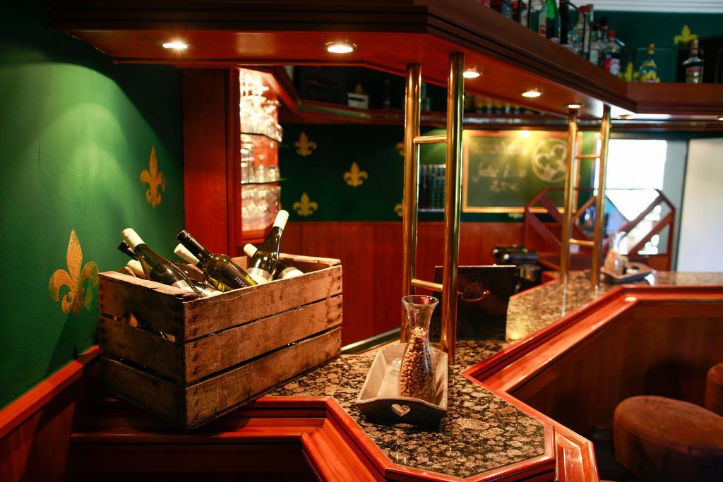 Hotel Sittardsberg ดุยส์บูร์ก ภายนอก รูปภาพ