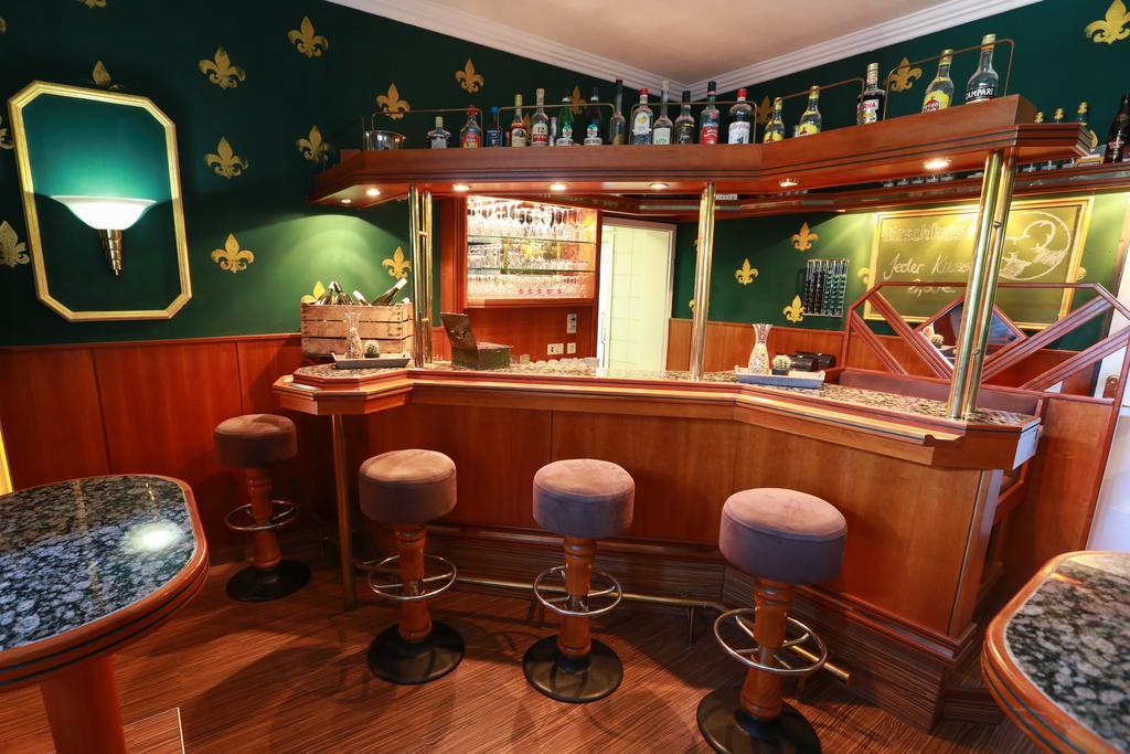 Hotel Sittardsberg ดุยส์บูร์ก ภายนอก รูปภาพ