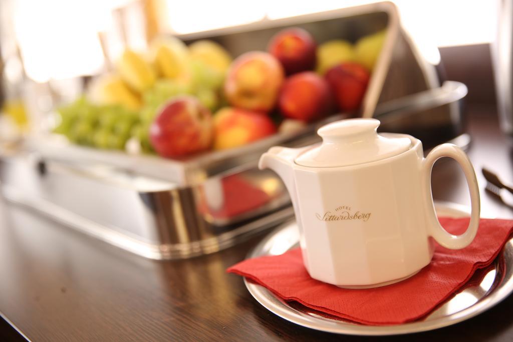 Hotel Sittardsberg ดุยส์บูร์ก ภายนอก รูปภาพ