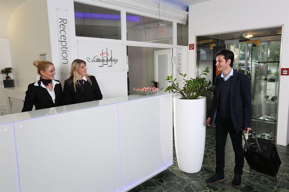 Hotel Sittardsberg ดุยส์บูร์ก ภายนอก รูปภาพ