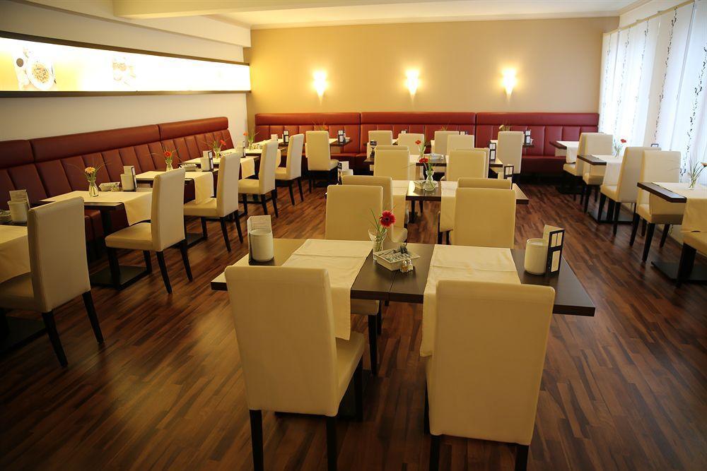 Hotel Sittardsberg ดุยส์บูร์ก ภายนอก รูปภาพ